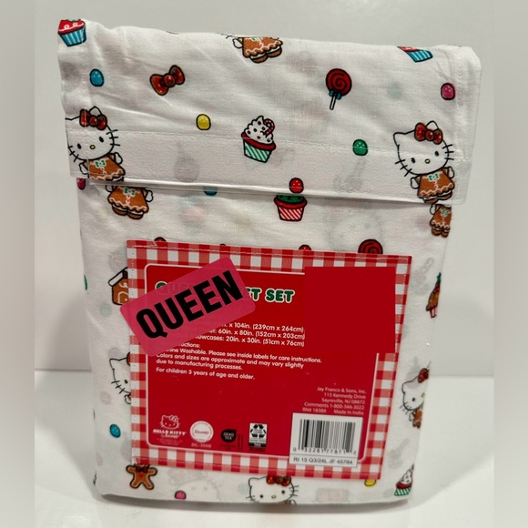 Brand New! Hello Kitty Queen Gingerbread Christmas Sheet Set! - Picture 2 of 3